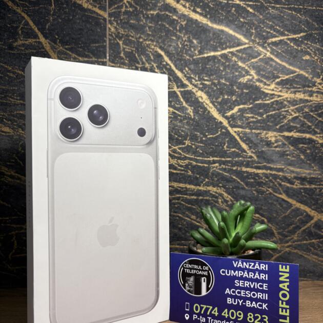 iPhone 17 Pro Max 256GB Silver