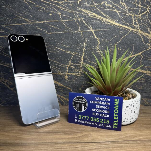 Samsung Galaxy Z Flip 6 256GB Silver Shadow