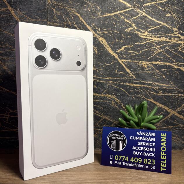 iPhone 17 Pro Max 256GB Silver